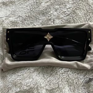 women’s trendy sunglasses